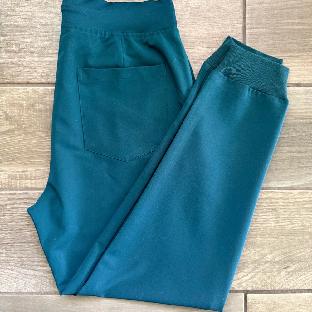 Mandala High Waisted Scrub Joggers